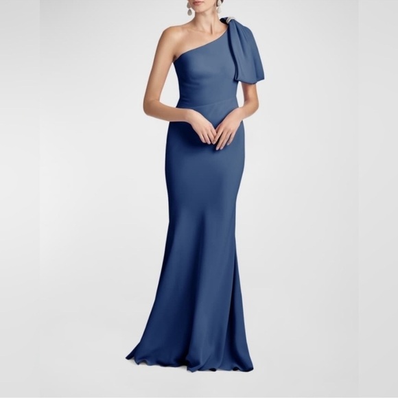 Sachin + Babi Dresses & Skirts - NWOT BHLDN Sachin + Babi Aubrey Satin One-Shoulder Gown Size 8